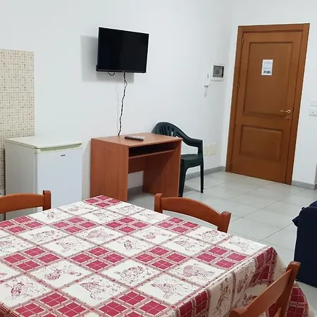 Apart-hotel Catona 3*